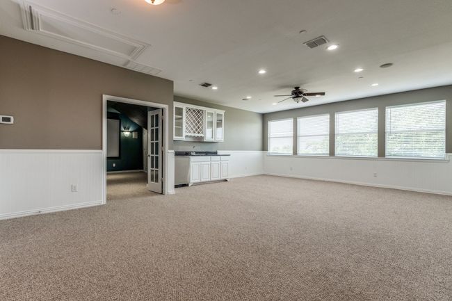 Game room alternate view | Image 28