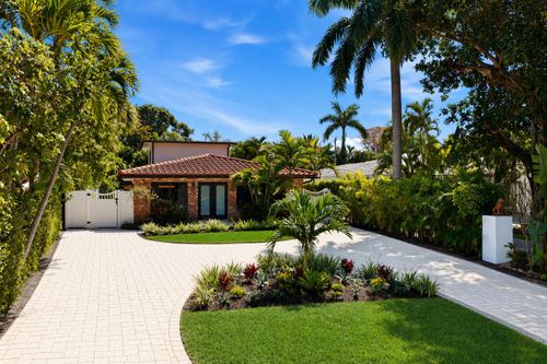702 S Atlantic Dr, Lantana, FL, 33462-1950 | Card Image