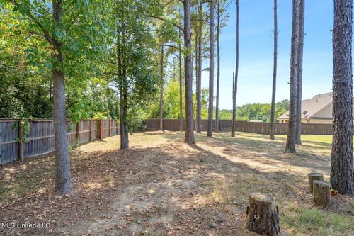 5098 Kensington Creek Drive, Southaven, MS, 38672 | Card Image