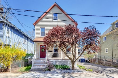 13 - 15 Foch Street, Cambridge, MA, 02140 | Card Image