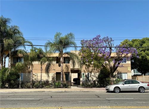 6471 Western Ave, Buena Park, CA, 90621-2887 | Card Image