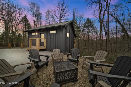 1079 Shell Mountain Rd, Sevierville, TN, 37876-6456 | Card Image
