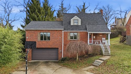 126 Leon Rd, Pittsburgh, PA, 15220-3219 | Card Image