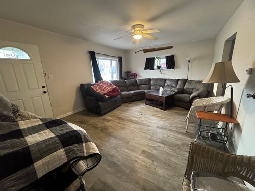 1206 Harvey Dr, STERLING, IL, 61081-1854 | Card Image