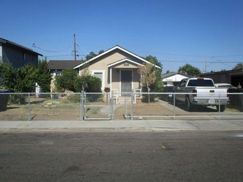1540 N Encina St, Visalia, CA, 93291-3010 | Card Image