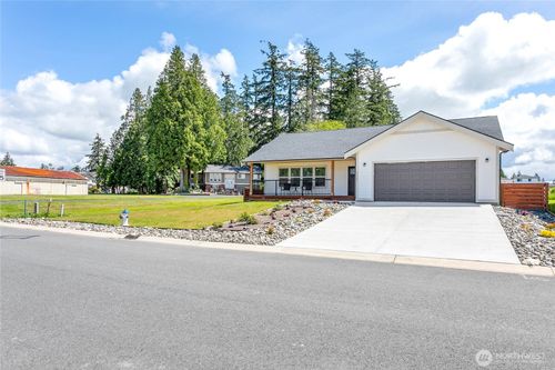 2522 Dodd St, Blaine, WA, 98230-9454 | Card Image