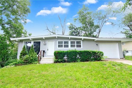 12507 E 46th Ter S, Independence, MO, 64055-5819 | Card Image