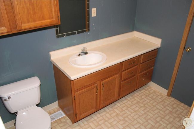 5 E 2 Nd Ave N, House other with 3 bedrooms, 2 bathrooms and null parking in Columbus MT | Image 19