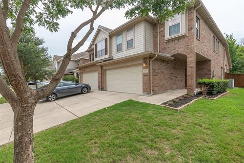 1417 Ravenwood Dr, Mansfield, TX, 76063-6062 | Card Image