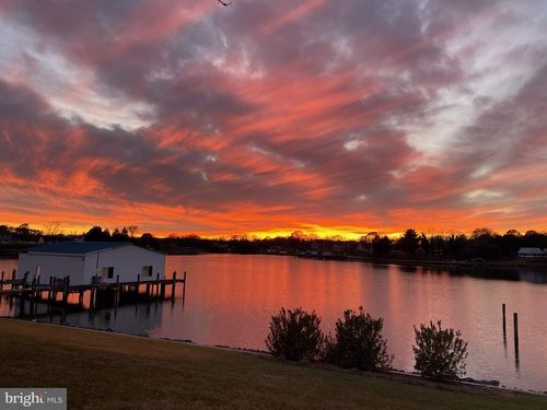 24502 Half Pone Point Rd, HOLLYWOOD, MD, 20636-2952 | Card Image