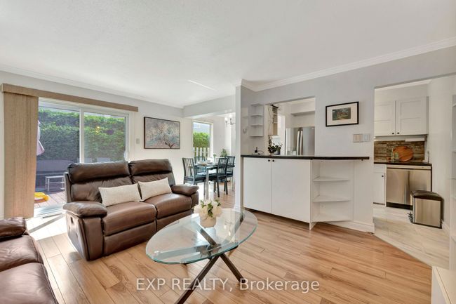 C - 10 Arnold Dr, Condo with 4 bedrooms, 2 bathrooms and 2 parking in Nepean ON | Image 7