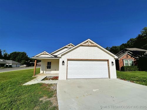 2005 N Alora Ave, Tahlequah, OK, 74464-6534 | Card Image