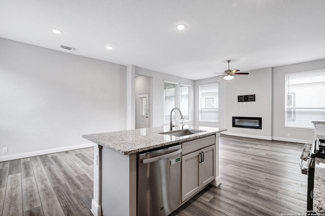 5715 Pin Pt, House other with 4 bedrooms, 3 bathrooms and null parking in San Antonio TX | Image 15