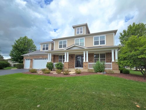 10174 Hopkins St, Huntley, IL, 60142-8109 | Card Image