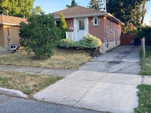 upper-830 Brucedale Ave E, Hamilton, ON, L8T1L3 | Card Image