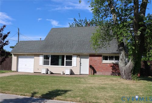 6309 Ball Ave, Norfolk, VA, 23518-5411 | Card Image