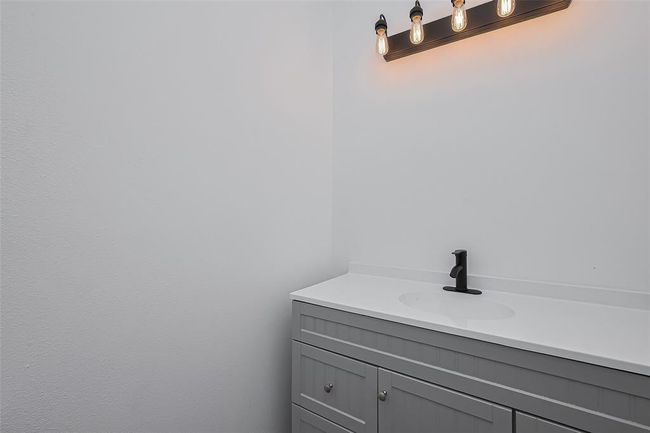 9003 Hilda St, House other with 4 bedrooms, 3 bathrooms and null parking in Houston TX | Image 36
