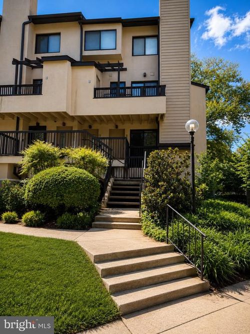 106-9836 Hellingly Pl, MONTGOMERY VILLAGE, MD, 20886-0575 | Card Image