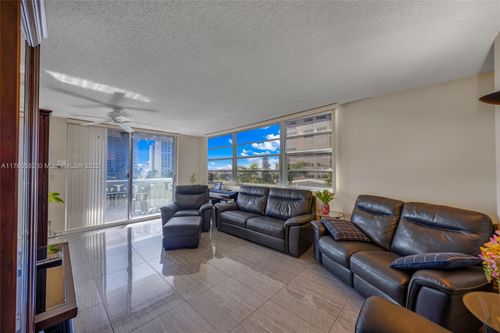 apt-506-3113 S Ocean Dr, Hallandale Beach, FL, 33009-7260 | Card Image