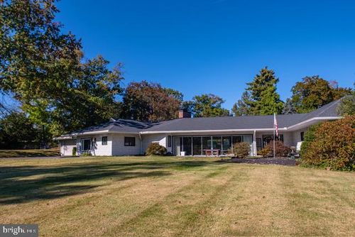 19 Valley Rd, LEWISTOWN, PA, 17044-2634 | Card Image