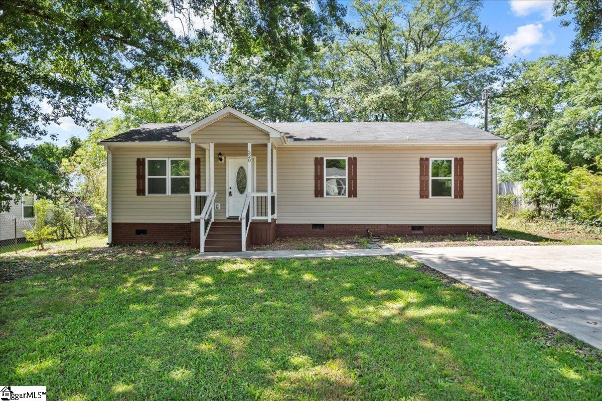 Crosby Cir, Greenville, SC 29605