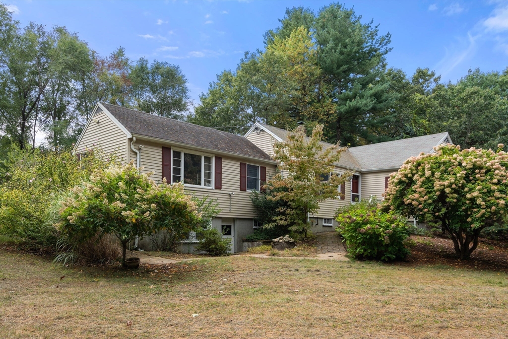 Cedar St, North Reading, MA 01864