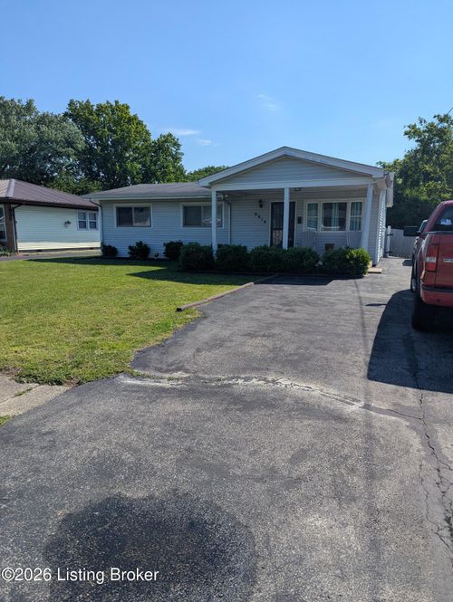 9914 Scrim Ave, Louisville, KY, 40272-3357 | Card Image