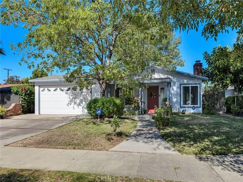 8543 Oakdale Ave, Winnetka, CA, 91306-1441 | Card Image