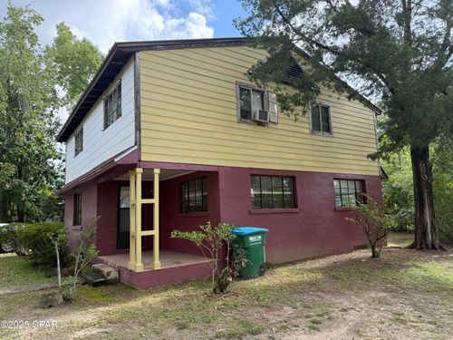 3020 5th St, Marianna, FL, 32446-2168 | Card Image
