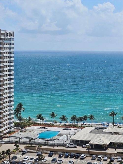 apt-20d-1985 S Ocean Dr, Hallandale Beach, FL, 33009-5991 | Card Image
