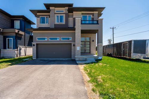 3700 Quayside Dr, Orillia, ON, L3V8M9 | Card Image