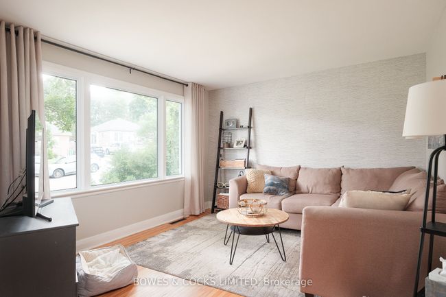 717 3 Rd Ave, House other with 3 bedrooms, 2 bathrooms and 2 parking in Peterborough ON | Image 4