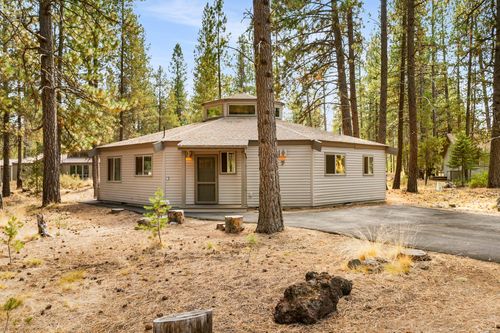 7-18031 Diamond Peak Lane, Sunriver, OR, 97707 | Card Image