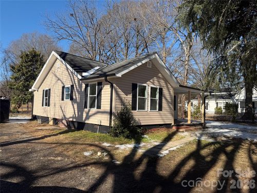 1413 Modena St, Gastonia, NC, 28054-2643 | Card Image