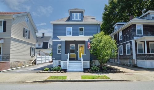 578 Union St, New Bedford, MA, 02740-2461 | Card Image