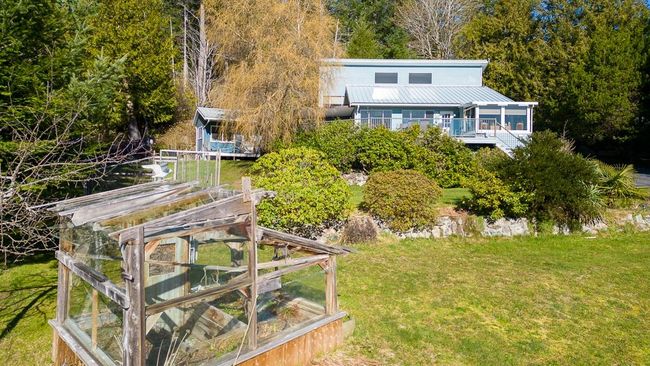 4553 Esquire Drive, House other with 3 bedrooms, 2 bathrooms and null parking in Madeira Park BC | Image 7