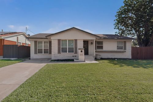 2302 Lagoon Dr, Mesquite, TX, 75150-3233 | Card Image
