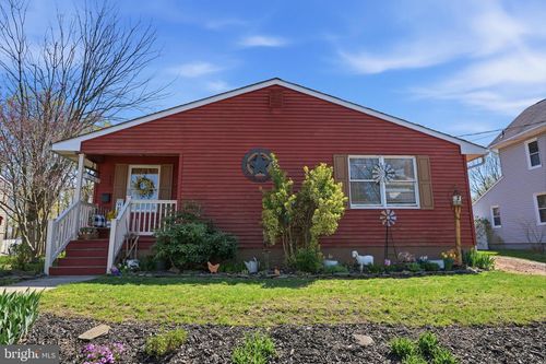 118 W Clinton St, Clayton, NJ, 08312-1107 | Card Image