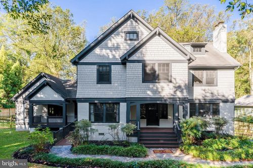 2028 Franklin Ave, MCLEAN, VA, 22101-5311 | Card Image