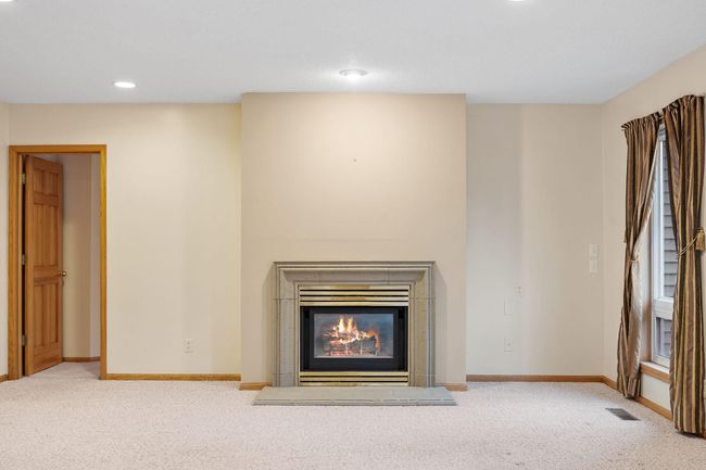 Gas fireplace in lower level | Image 51