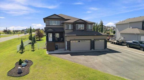 7617 Park Lane, County Of Grande Prairie No. 1, AB, T8X0G4 | Card Image