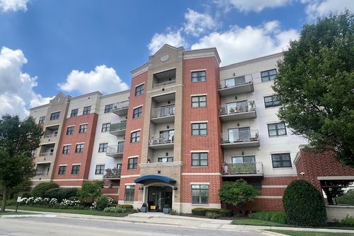 apt-313-14 S Prospect St, Roselle, IL, 60172-2088 | Card Image