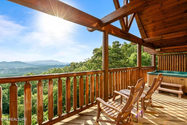 1851 Starr St, House other with 2 bedrooms, 2 bathrooms and null parking in Sevierville TN | Image 32