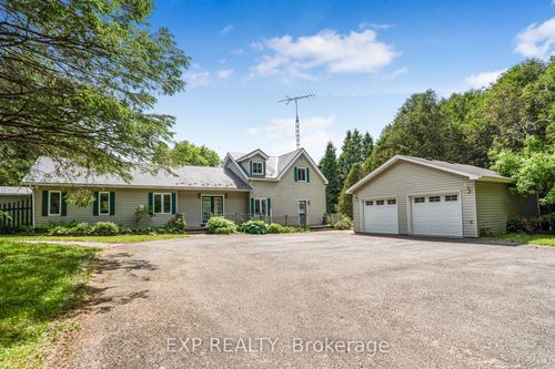 1948 Borris Rd, Vankleek Hill, ON, K0B1R0 | Card Image