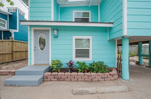 410 N Sandpiper, Ingleside, TX, 78362-4682 | Card Image