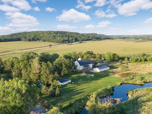 263 Liberty Road, Kinnickinnic Twp, WI, 54022 | Card Image