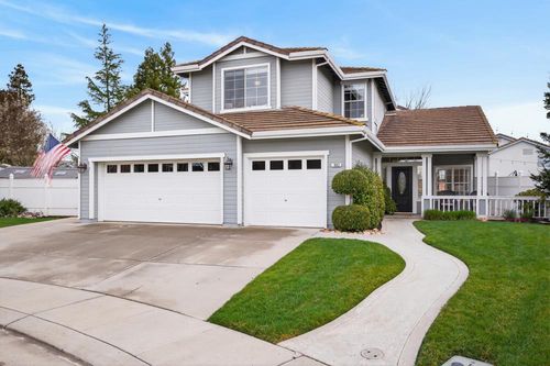 903 Walker Pl, Woodland, CA, 95776-4923 | Card Image