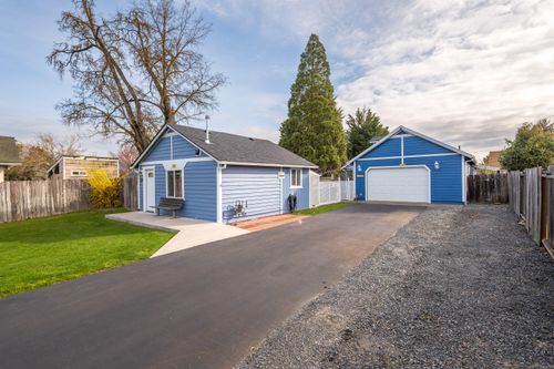 1055 Sw Kokanee Lane, Grants Pass, OR, 97527 | Card Image