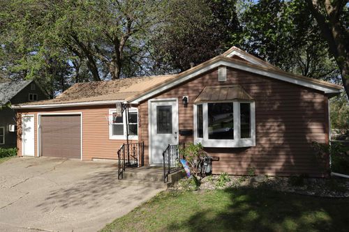 1603 Erie Ave, Spirit Lake, IA, 51360-1627 | Card Image