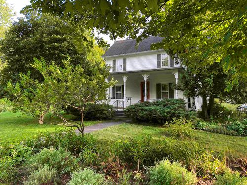 23 Mechanic St, North Bennington, VT, 05257-9546 | Card Image